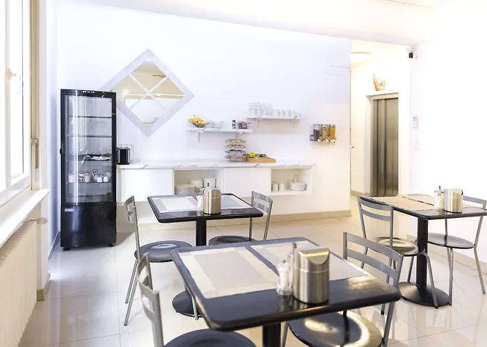 Hotel San Carlo 2* Lugano