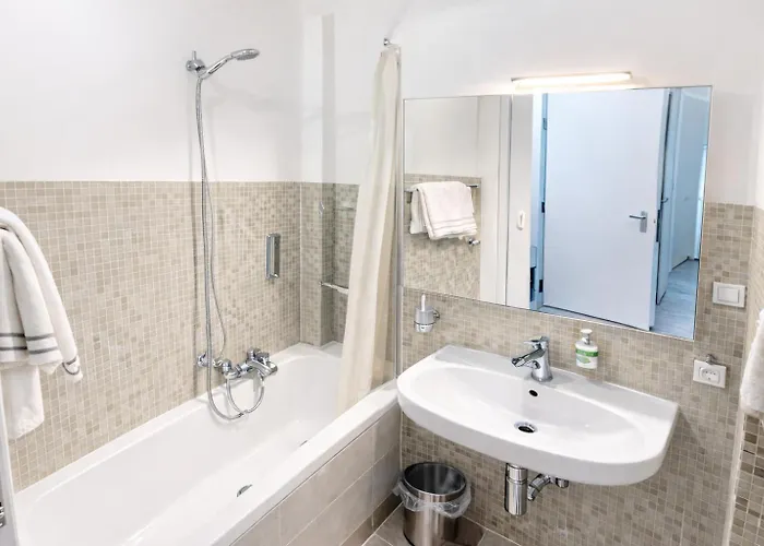 Hotel San Carlo 2* Lugano